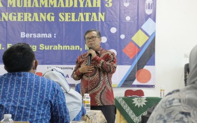 Pengajian Bulanan SMK Muhammadiyah 3 Tangerang Selatan (DR. H. Endang Surahman, MA)