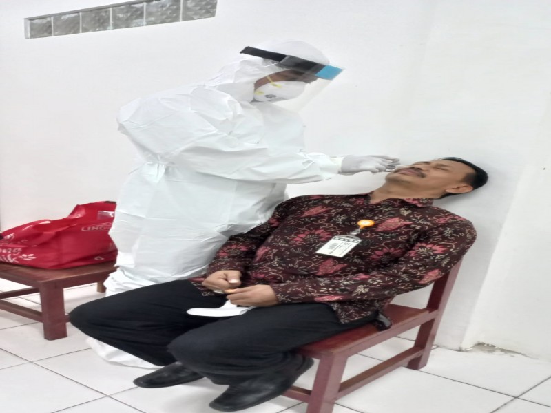 Foto Swab Antigen SMK Muhammadiyah 3 Tangerang Selatan