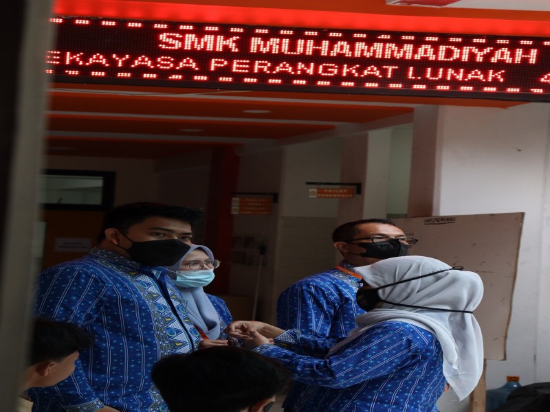 Foto Kegiatan Vaksin Covid-19 SMK Muhammadiyah 3 Tangerang Selatan
